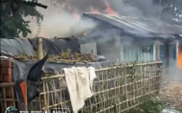 Photo of burning house in Ramsu Bazar in Guimara sub-district of Khagrachari district. Credit: হ্লামং মারমা/Facebook