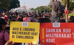 Protest in Indonesia on Indigenous Peoples rights. Credit: instagram.com/@rumah.aman
