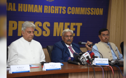 Members of the National Human Rights Commission at press conference following “camp sitting” in Guwahati. Credit: eastmojo.com 