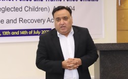 Waheed Ahmad delivering lecture. Credit: Waheed Ahmad