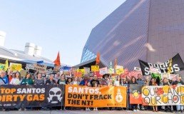 Protest at Santos AGM